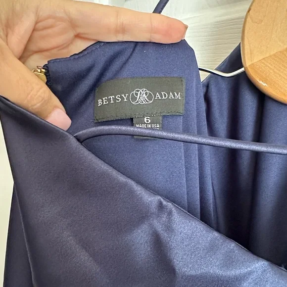 Betsy & Adam Midnight Blue Ruched Midi Dress - Picture 6 of 6